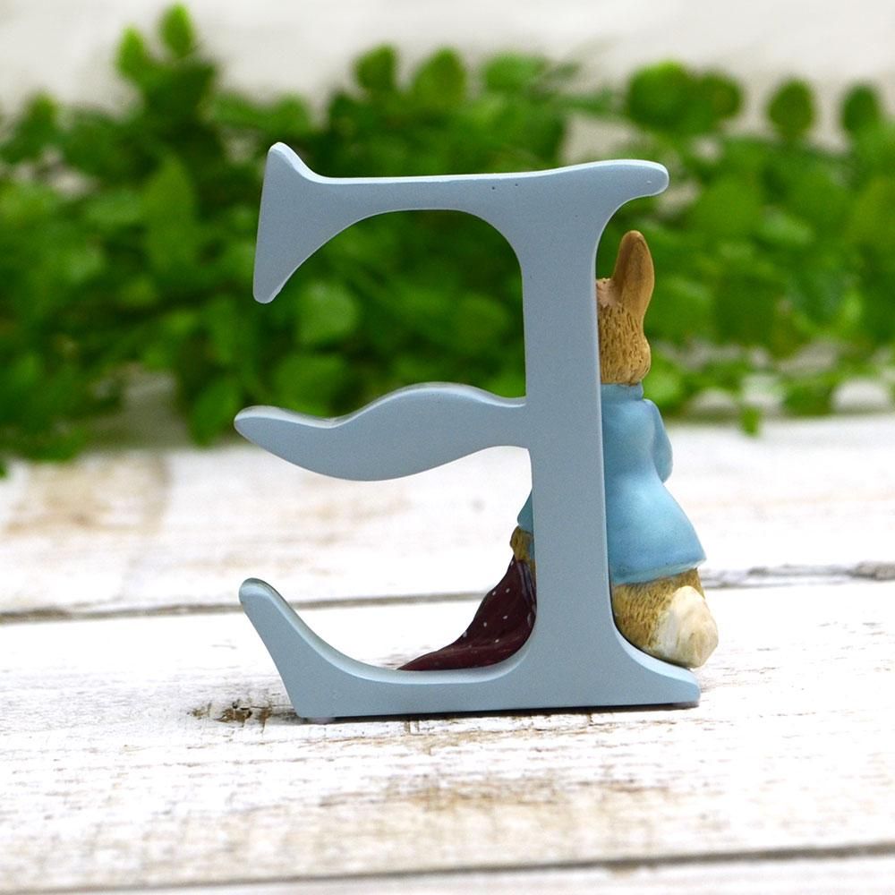 Enesco BP ミニフィギュア(E-PETER RABBIT(TM) WITH ONIONS)
